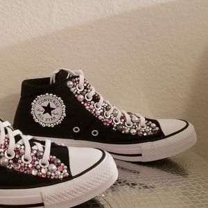 Ladies size7.5  Revamped Converse